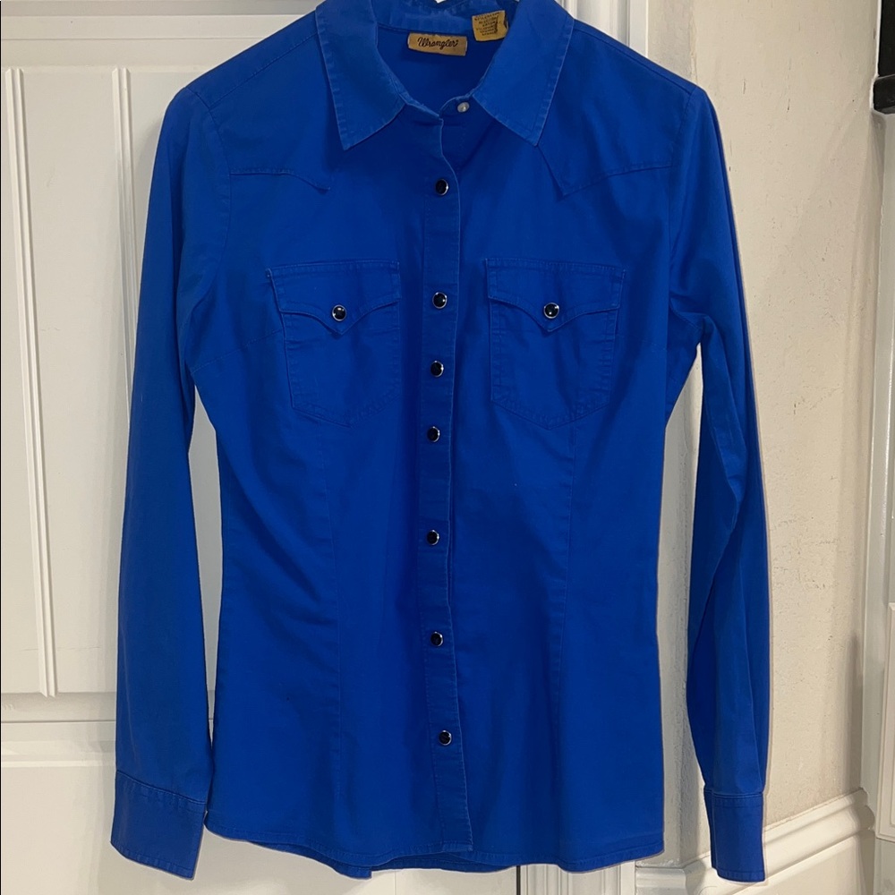Wrangler Women's Vibrant Blue Button Down Shirt